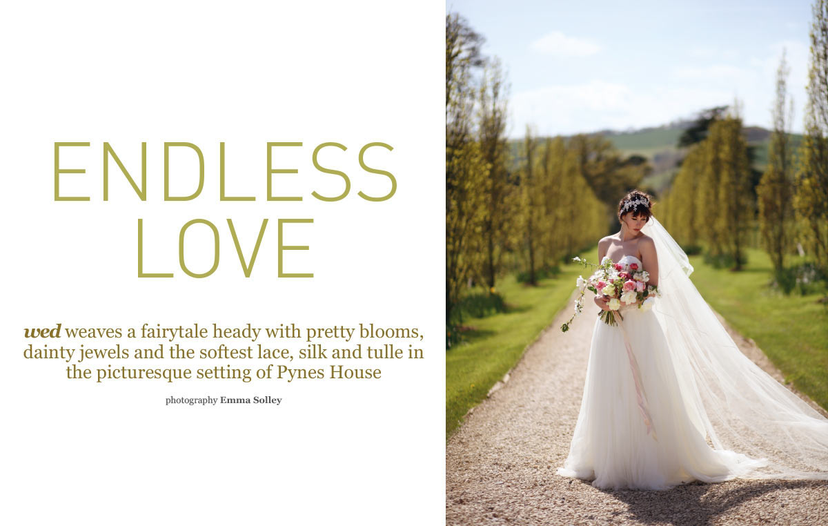 Wedding Dresses Devon | Pynes House | Emma Solley Photography