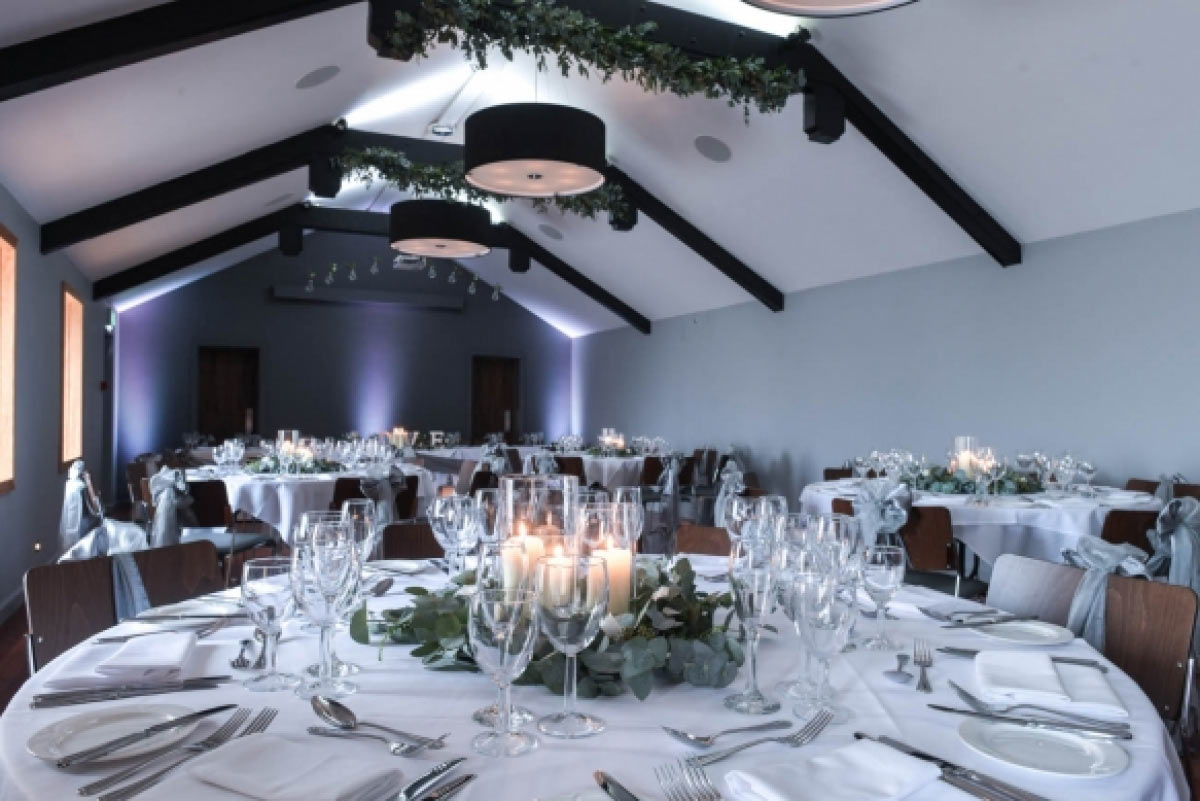 Get 15% off summer 2019 weddings at Exeter Golf and Country Club
