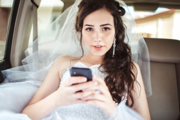 Social Media at Weddings