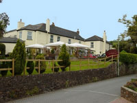 Cockhavern Manor