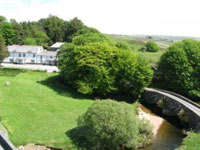Two Bridges Hotel