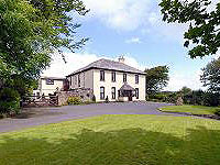 Pendragon Country House