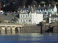 Royal Hotel