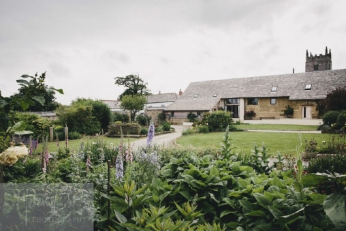 Get 20% off late availability dates at The Oak Barn