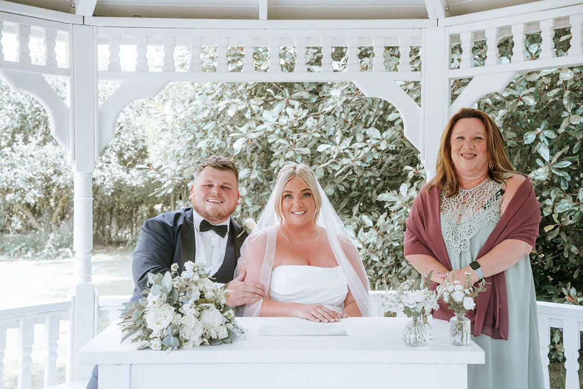 Bespoke ceremonies by Keely