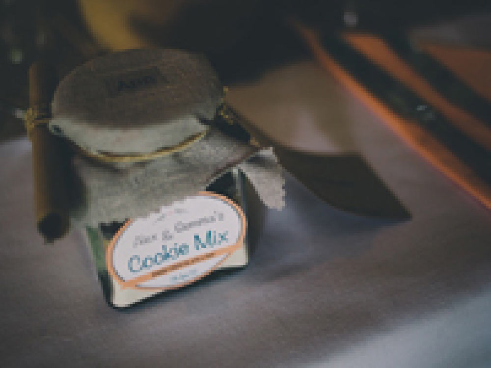 DIY Tutorial: Jars and Cookie Mix