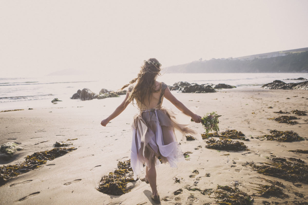 A dreamy surf themed shoot on Bantham Beach