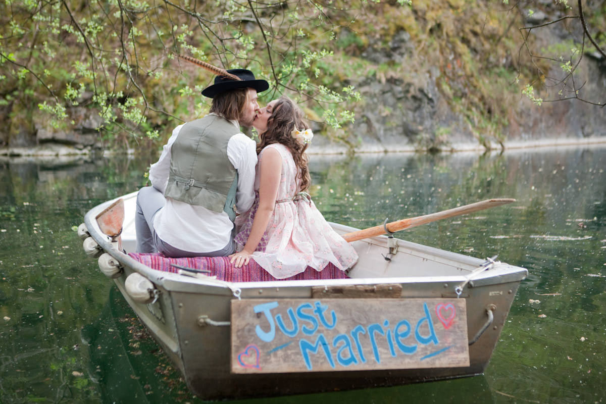 Gypsy bridal shoot at Cornish Tipi Weddings