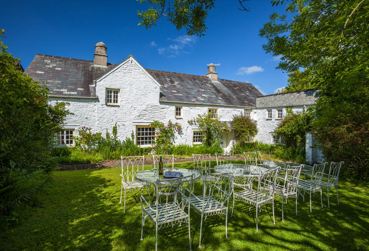 20 off hen weekend breaks at Hartland House Spa!