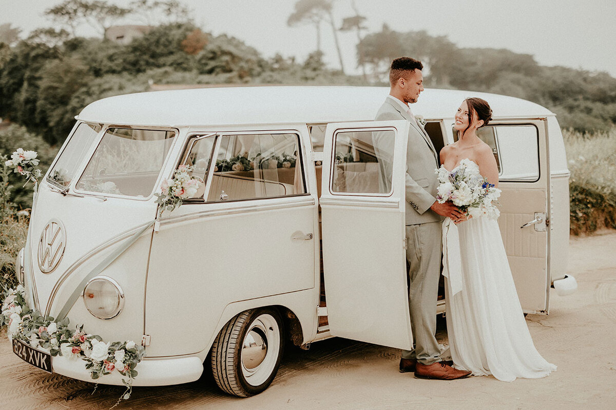 Wedding styling: modern coastal meets contemporary luxury - A Shore Thing