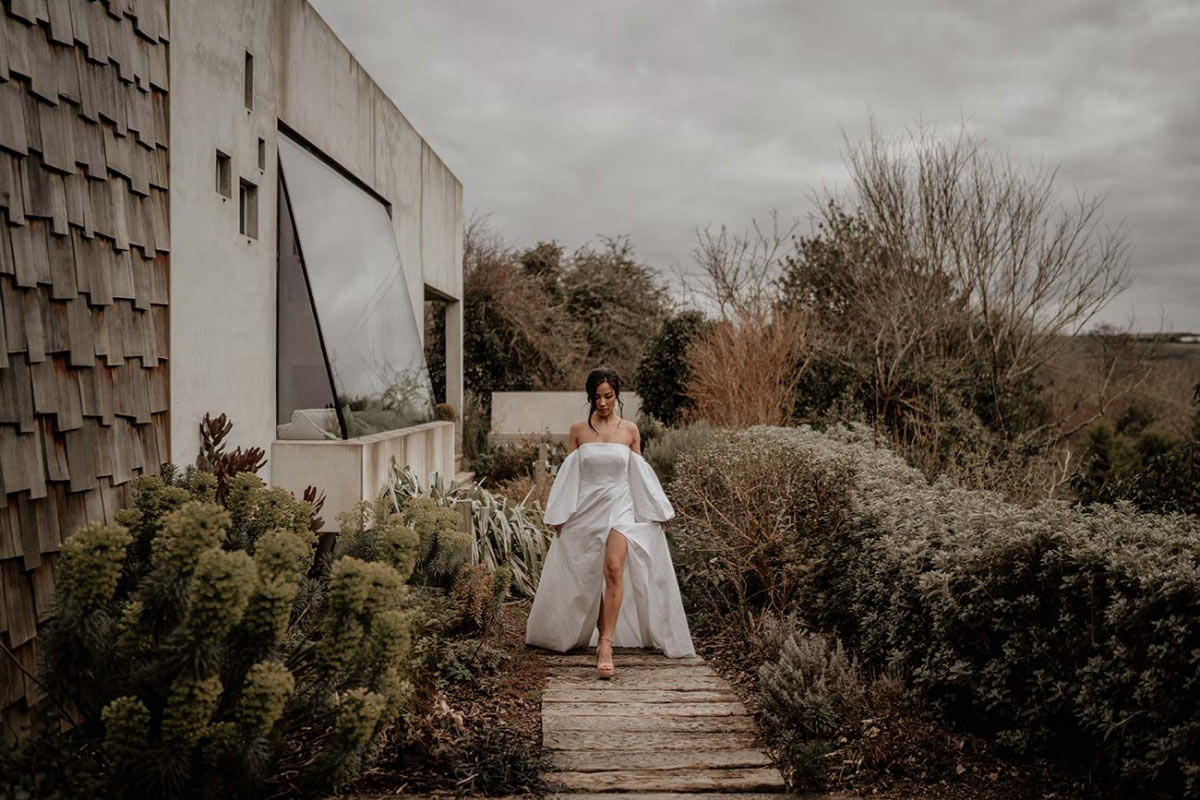 Contemporary bridal shoot