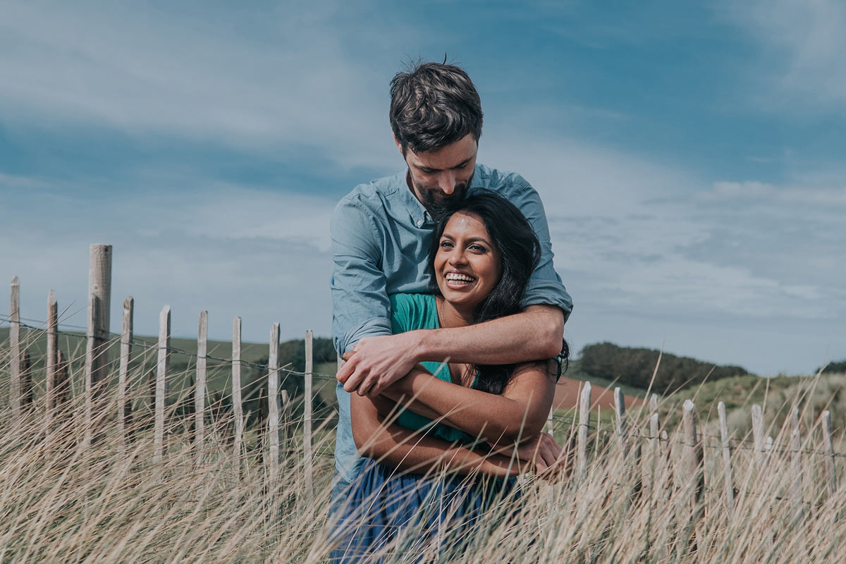 Free engagement shoot with Melanie Barnfield Photography