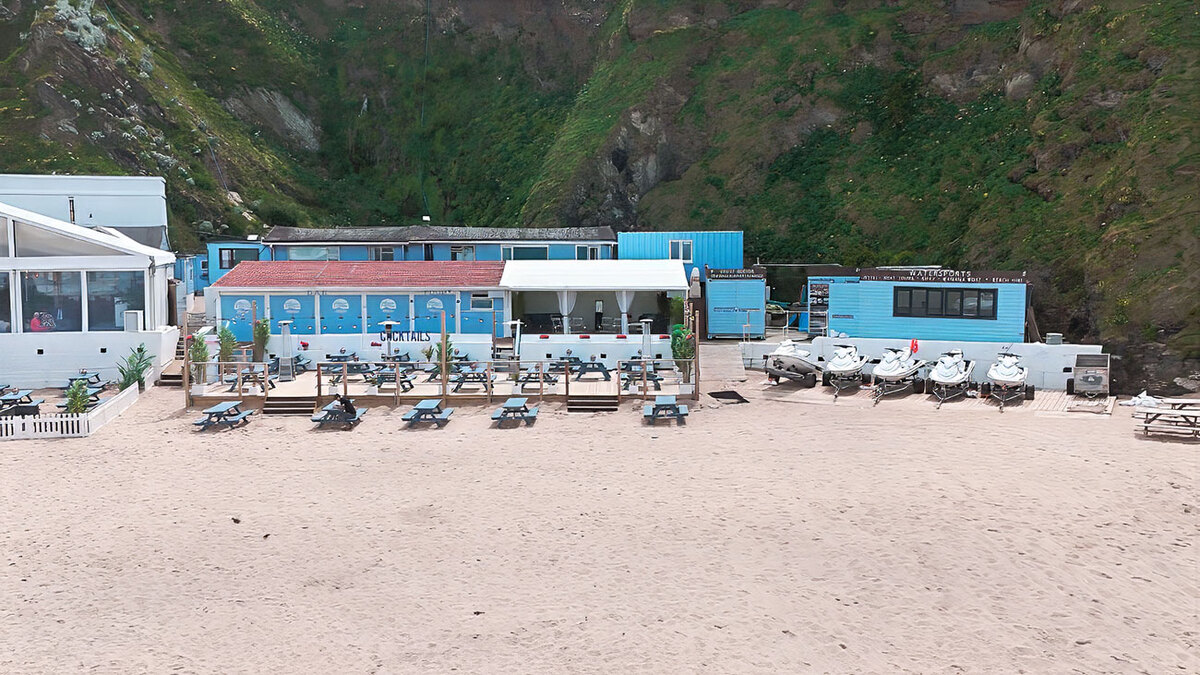 Introducing the Beach Lounge at Lusty Glaze