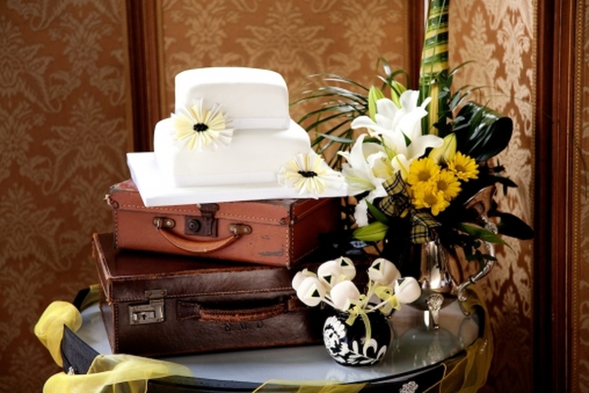 Art deco inspired Wedding Styling