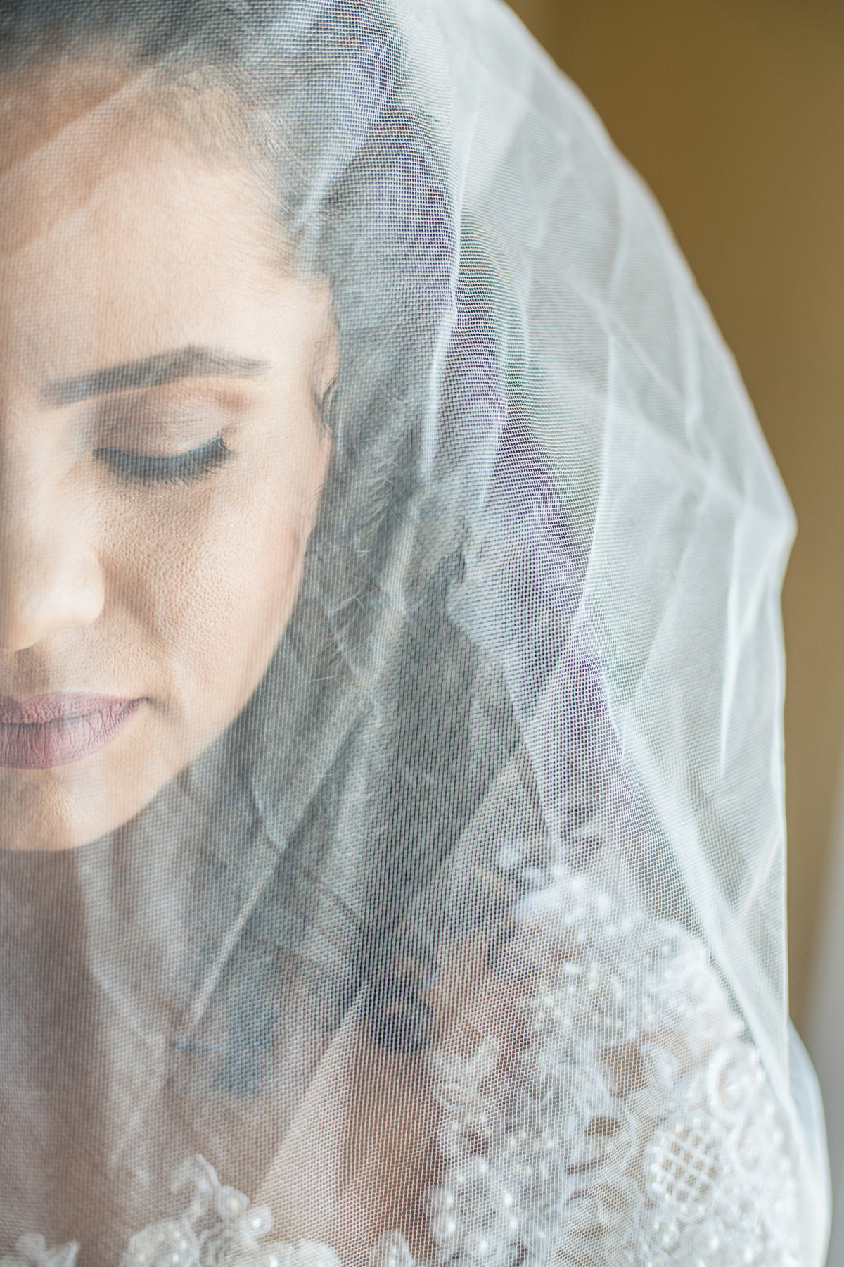 Wedding day tips for shy brides