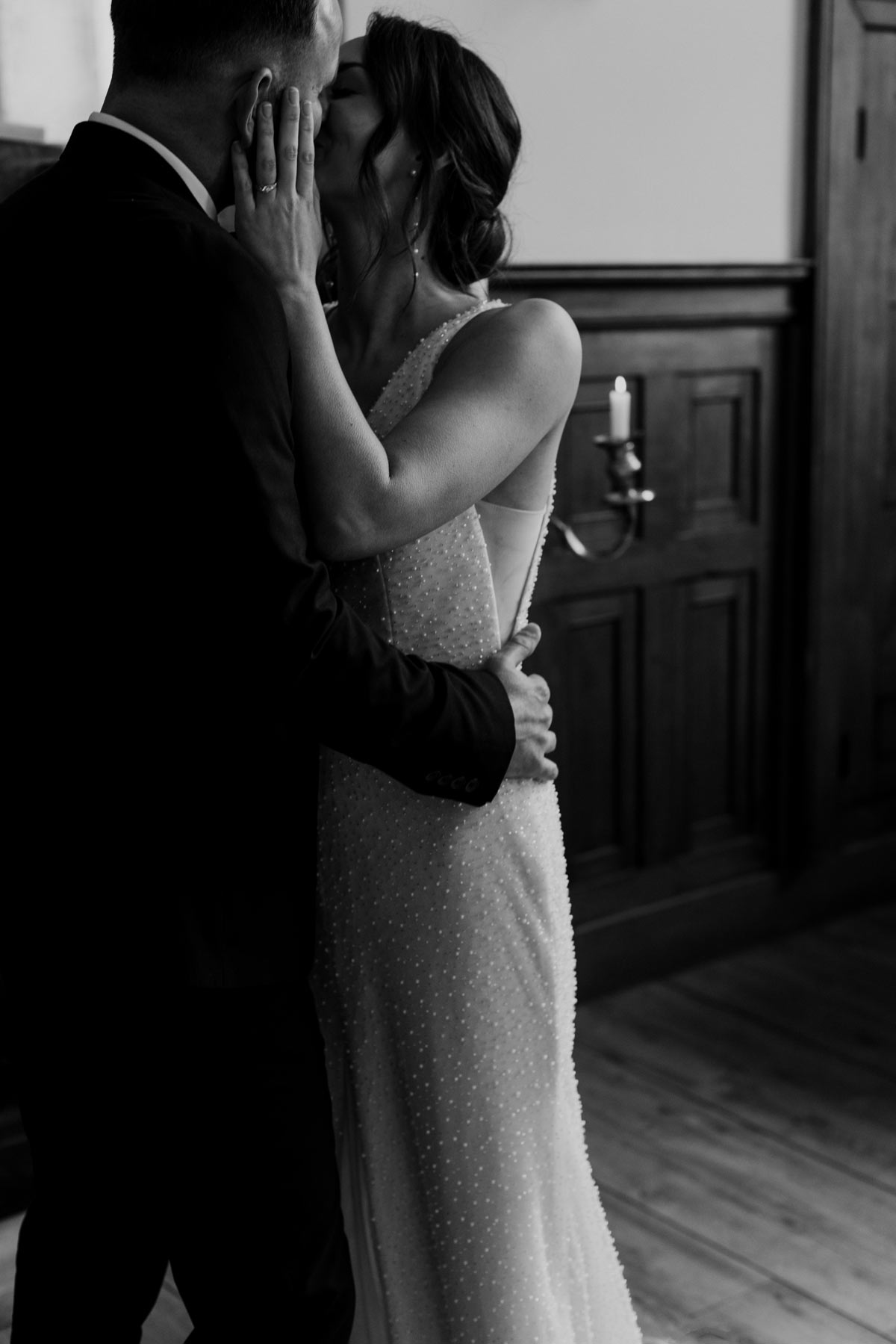 A modern elopement in Plymouth