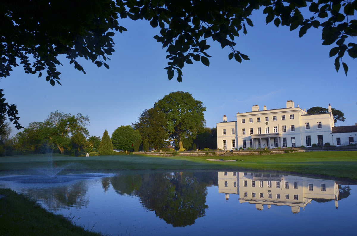 'Love Conquers All' intimate weddings at Exeter Golf & Country Club