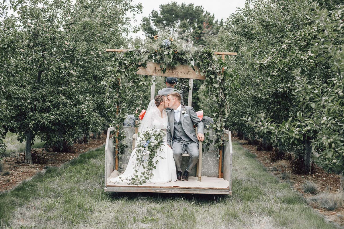 Real wedding at Harefield Barn, Devon