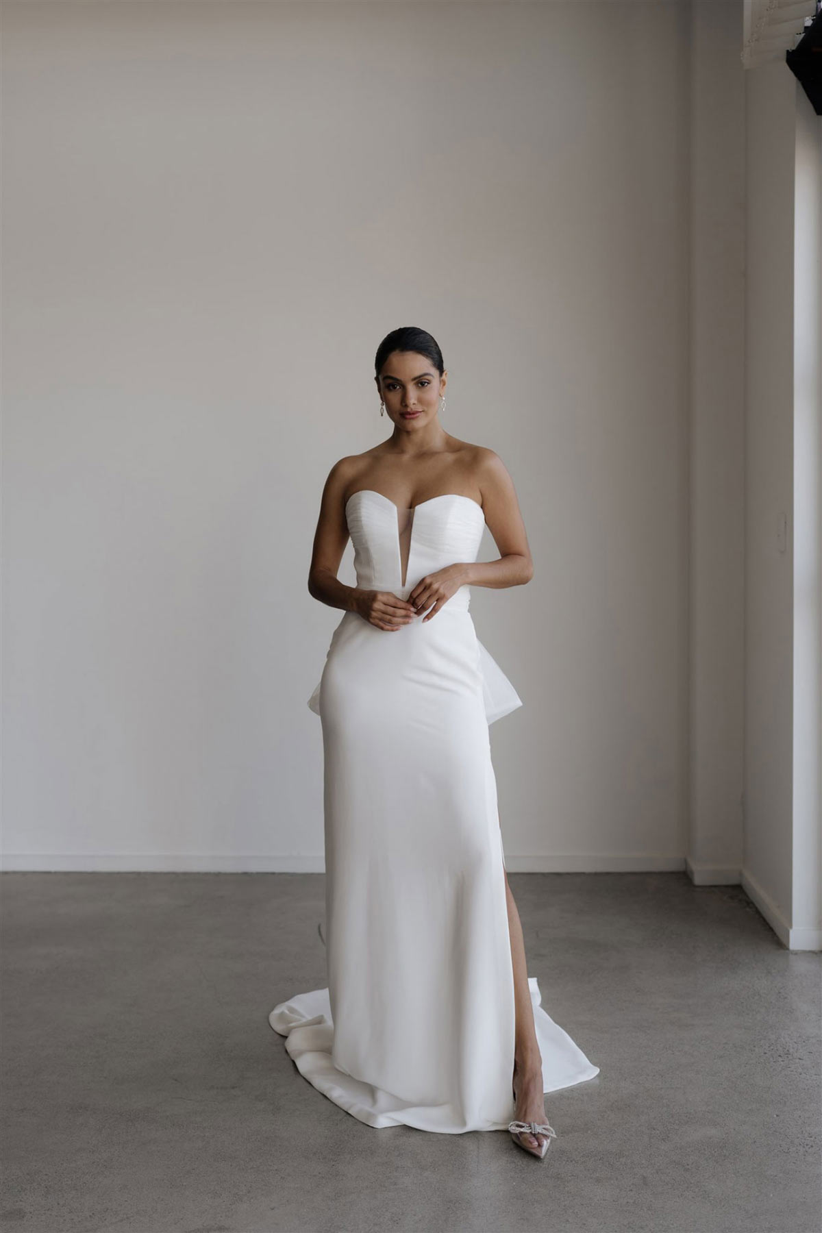 Jenny Yoo and Hera Couture arrive at St Ives Bridal Boutique 