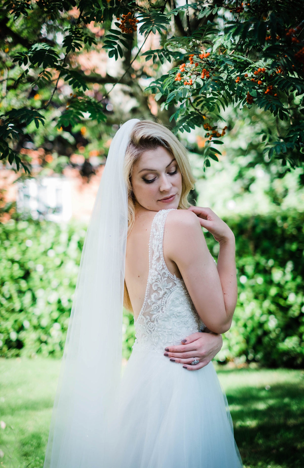 How to Buy A Wedding Dress