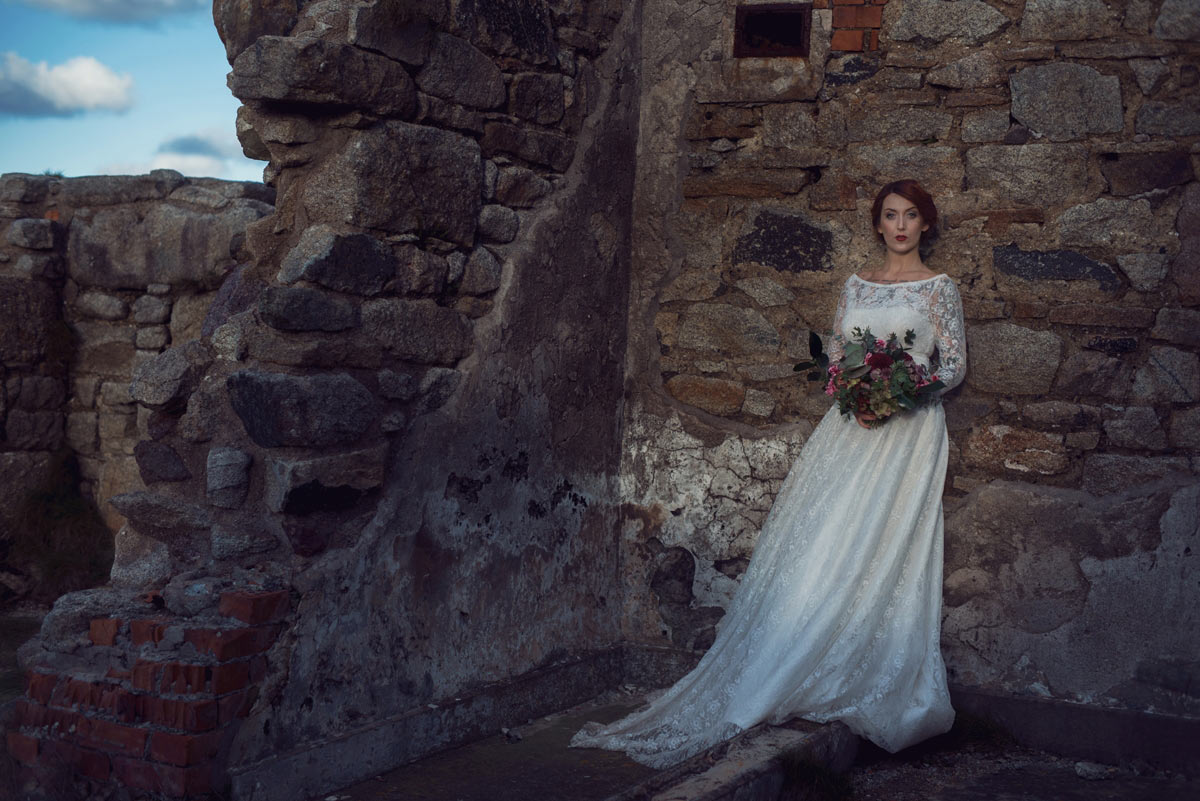 Atmospheric bridal shoot at Geevor Mine