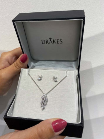 Bespoke bridal jewellery at Drakes Jewellers