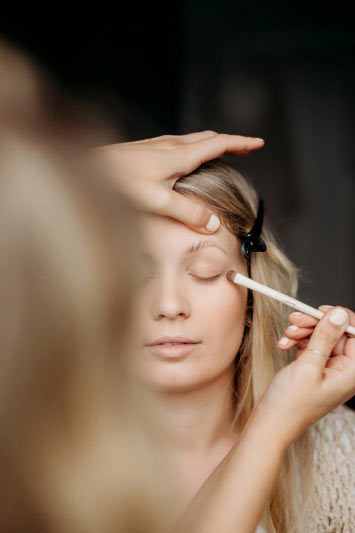 Introducing The Salty Blonde Stylist