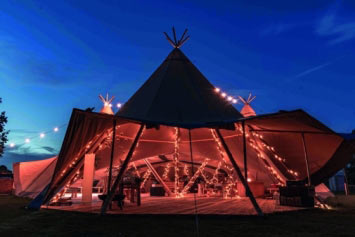 Magical weddings under canvas with Sunset Tipis