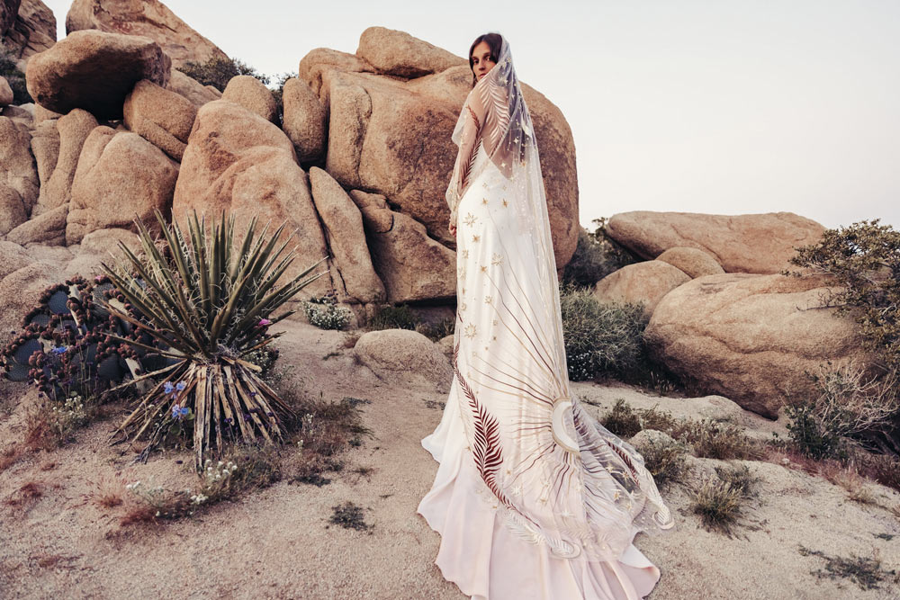 Jenny Yoo and Hera Couture arrive at St Ives Bridal Boutique