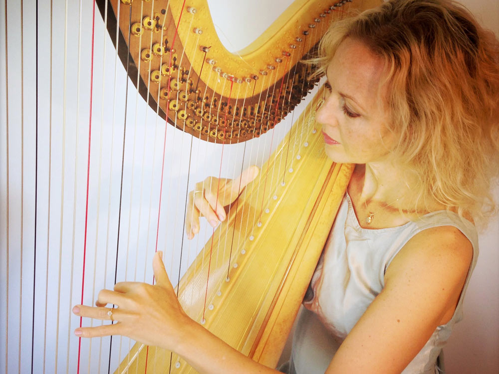 The Wedding Harpist