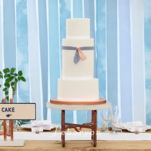 Peboryon - small_2018-Peboryon-Cornwall-London-Luxury-Wedding-Cake-Caerhays-White-tags-Extreme-Cake-Makers-Channel-4.jpg.webp