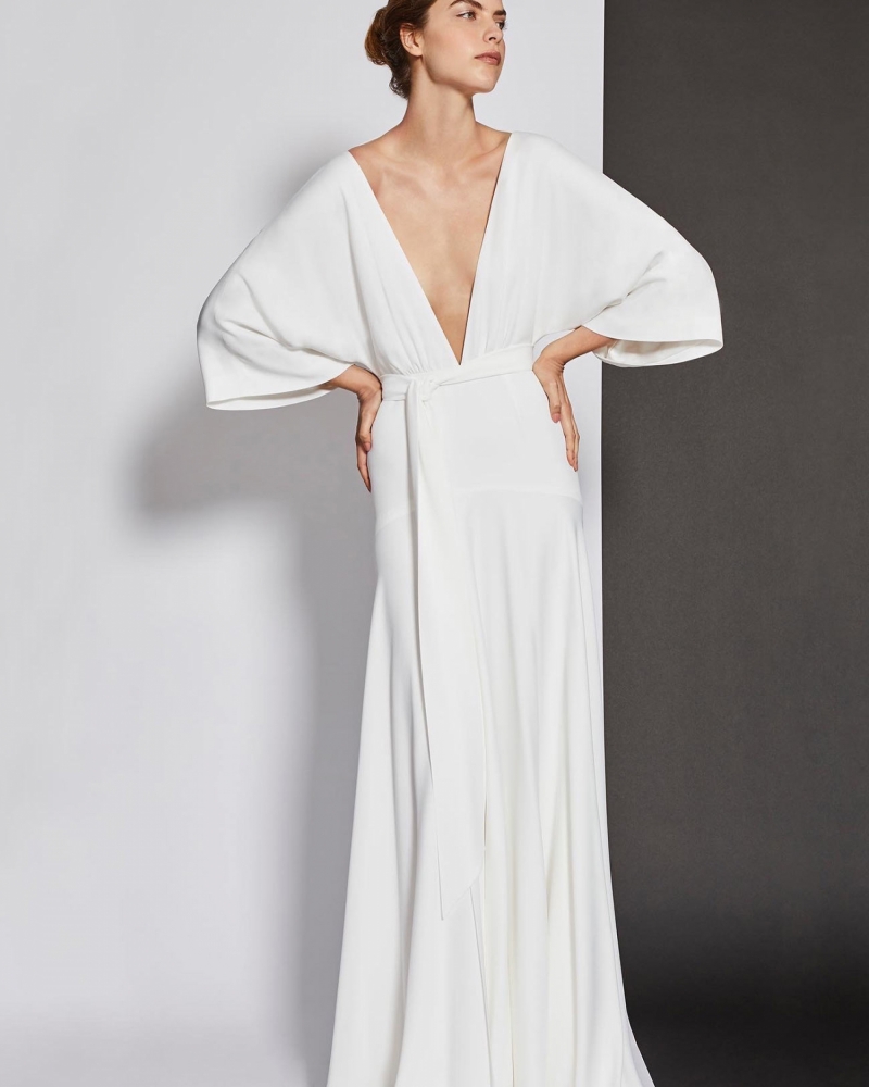 Charlie Brear - small_CharlieBrearweddingdressesF9A5C115-949F-410A-8A43-5D98DAF09918.jpg