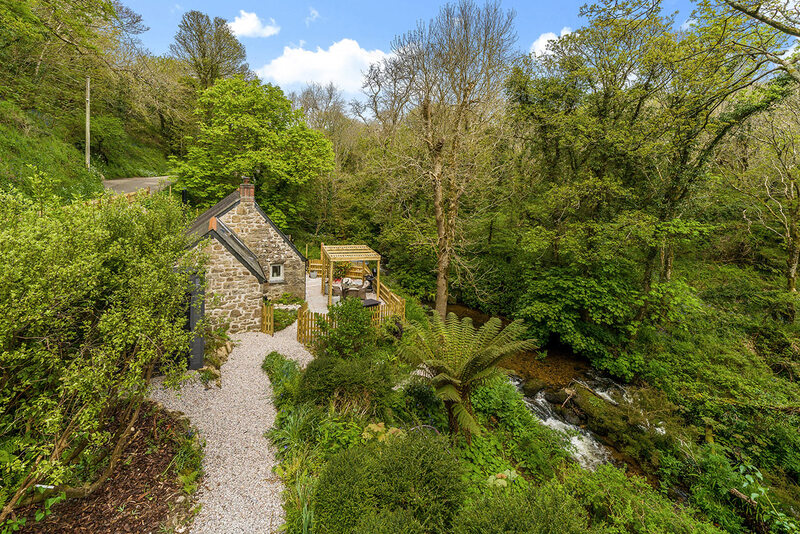 Honeymoons Cornwall, Lamorna Cove