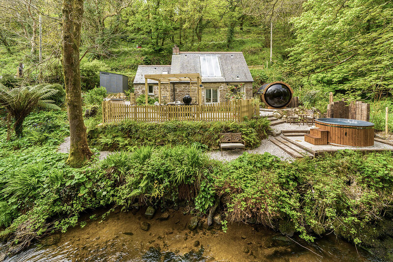 Honeymoons Cornwall, Lamorna Cove