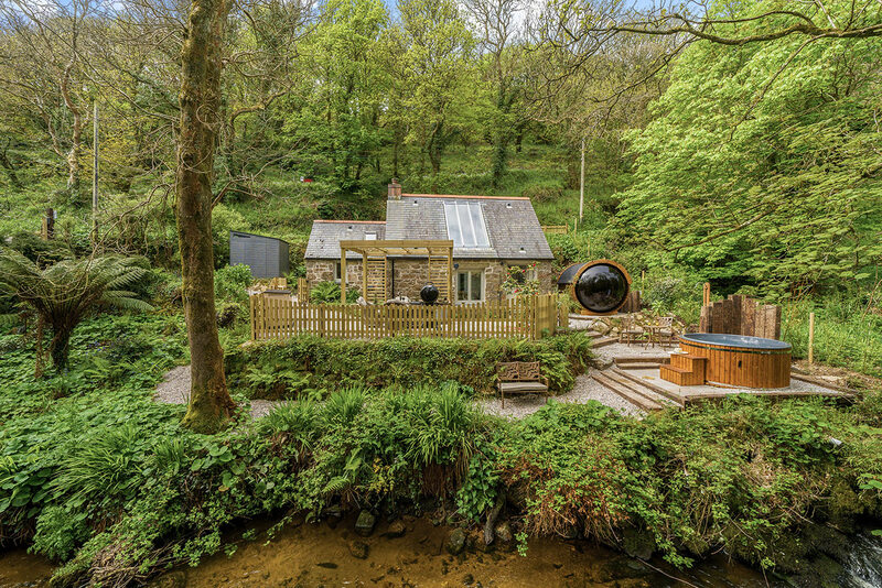 Honeymoons Cornwall, Lamorna Cove