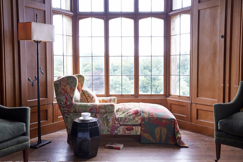 Hotel Endsleigh - small_HotelEndsleighWeddingVenuesDevonHOTEL-ENDSLEIGH---The-Library,-chaise-in-window--By-Paul-Massey.jpg