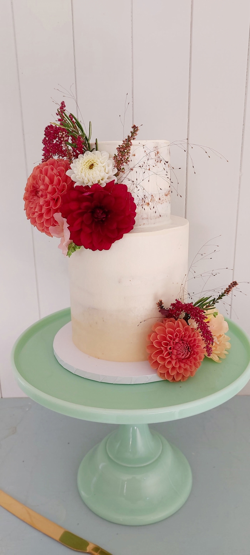 Ausel Cakes - small_WeddingCakesCornwallAuselCakes20221008_114312.jpg