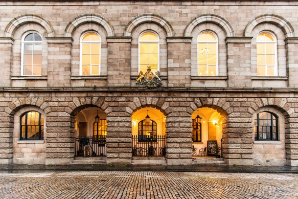 CUSTOM+HOUSE+191218 052