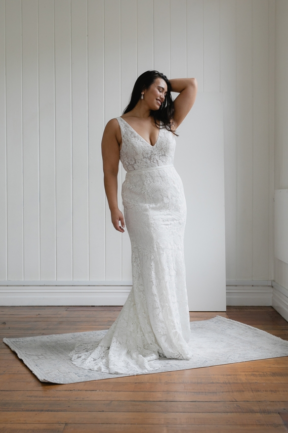  Hera Corp Studio CURVE 1636Rhiann Wedding Dress 