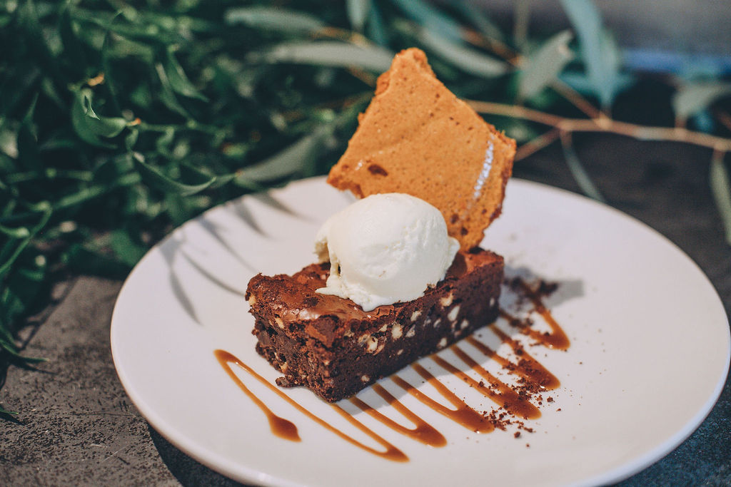 23ChocolateBrownieLauraBuffery