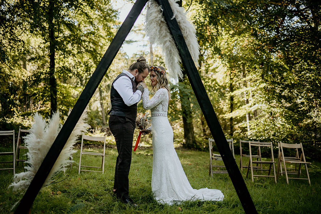 AshridgeGreatbarnwoodlandwedding Rockrosephotography