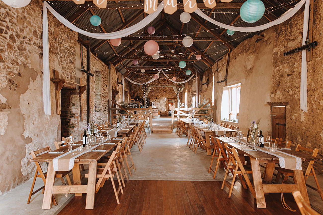 Ashridgegreatbarnreception Ivyhousephotography