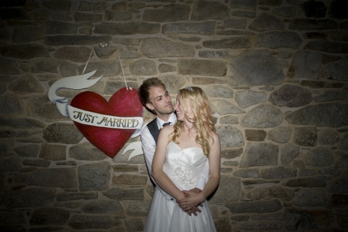 BIGBEAUTIFULBUNTINGCOMPANY Chris Georgina Trevenna 2011 303