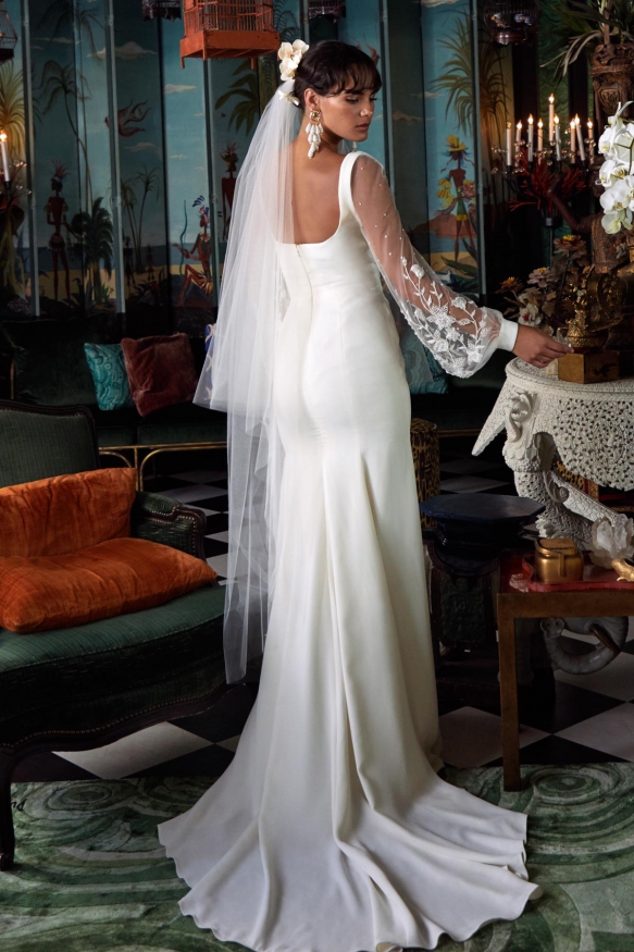 BLISSBRIDALGOWNS WTOOBYWATTERS Brides 14201 Hampton 11737 A Crop