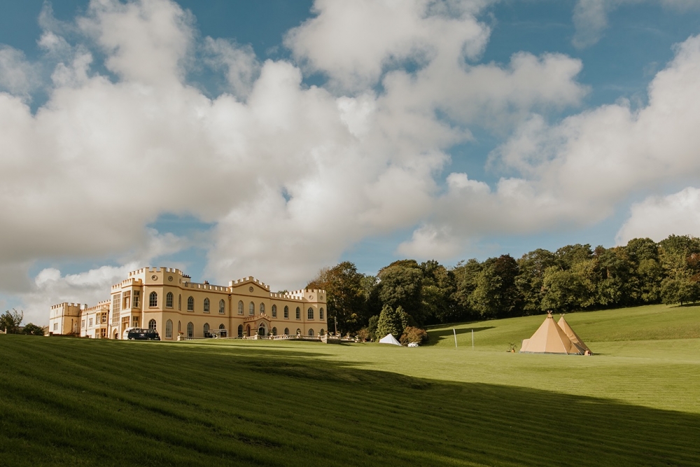 Blue Fizz Tawstock WeddingVenue Devon Creative Photography Lucywallacephotography 277