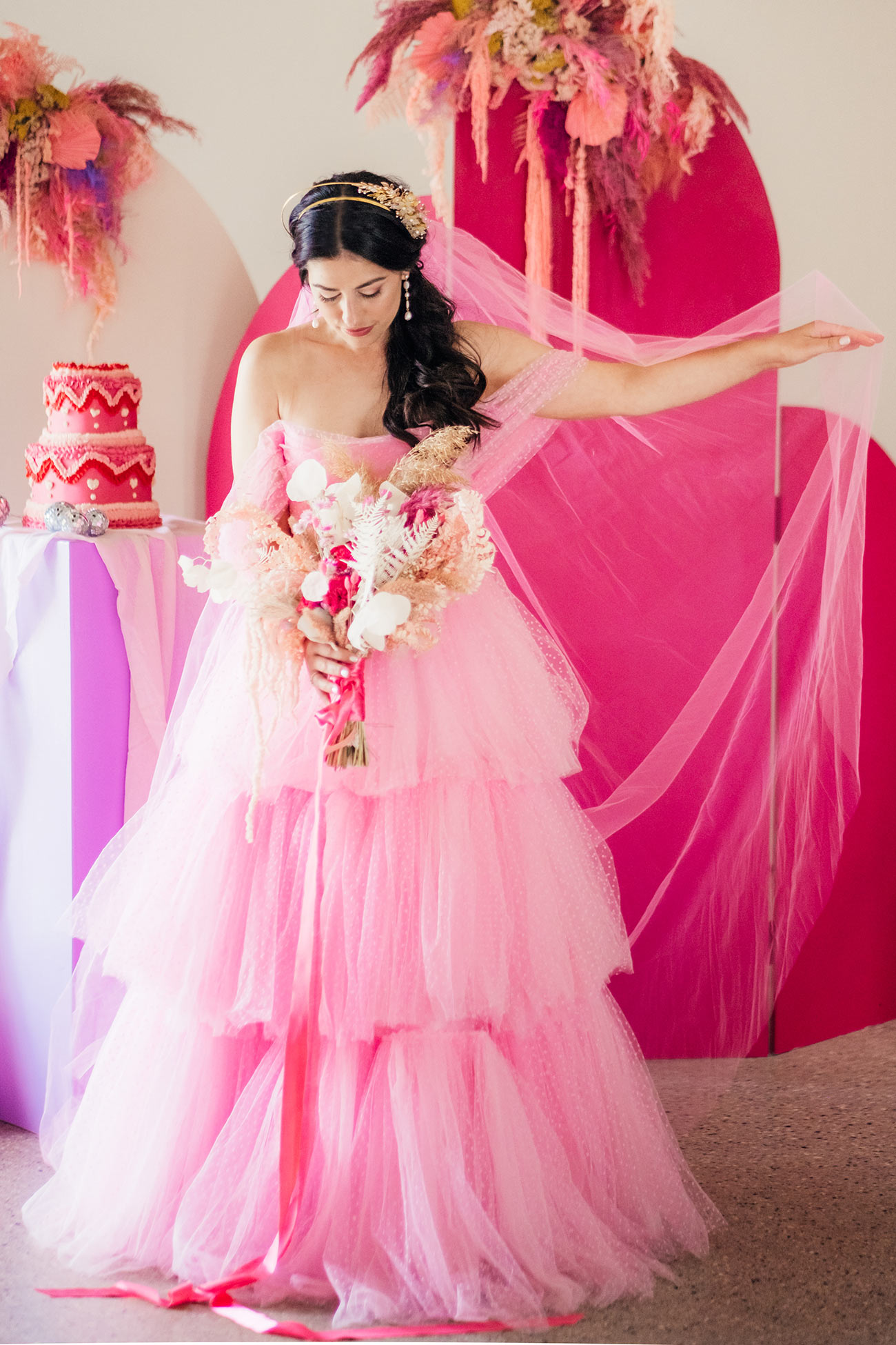 Brickhouse Vineyard Devon Styled Shoot Pink Colourful Sustainable Wedding11