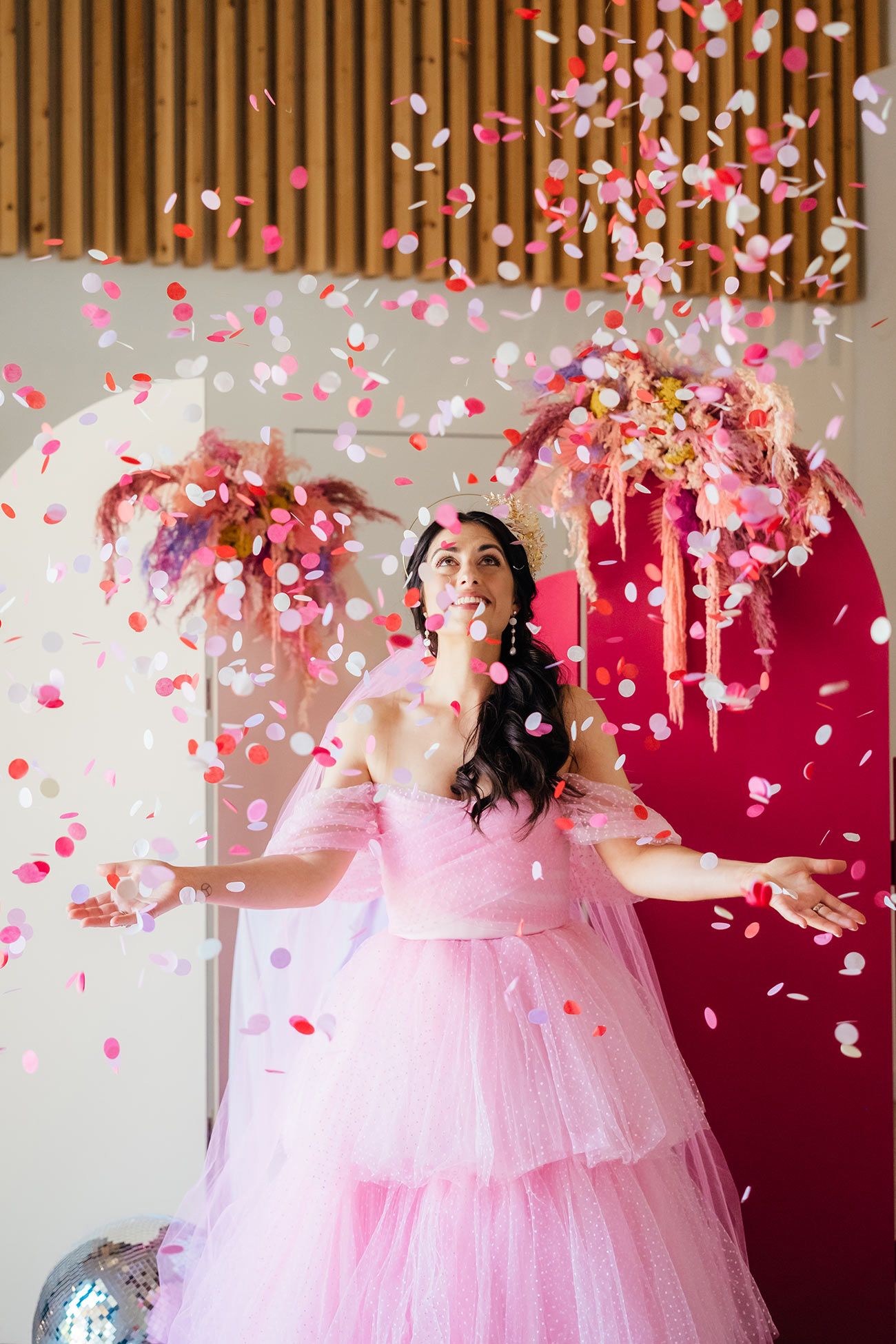 Brickhouse Vineyard Devon Styled Shoot Pink Colourful Sustainable Wedding9