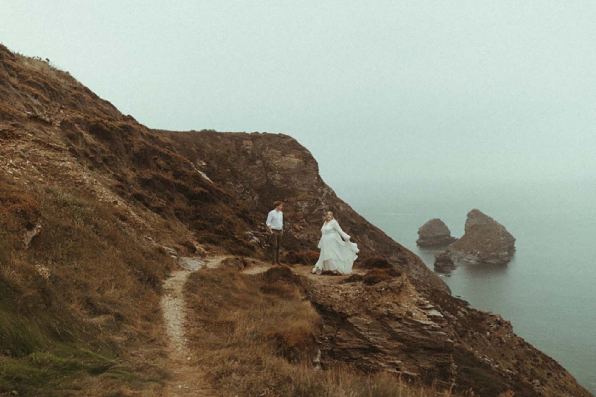 C7FB99CD 767E 4790 9738 3E7AA00B1DDE