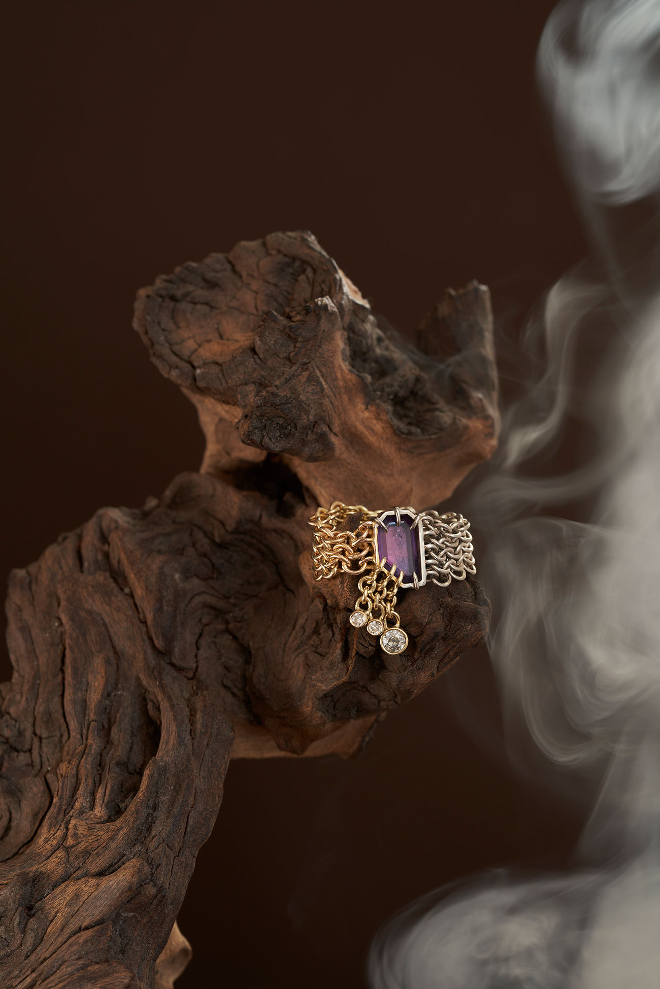 Dartmoor At Dusk Chainmail Ring. Pink Natural Sapphire White, Rose, Yellow SMO 18ct Golds And Antique Diamonds. Image By Gabriela Silveira