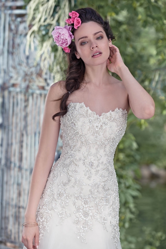Flowerystyleweddingdresses(7of16)